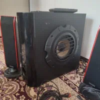 اسپیکر با باند وکنترل سالم ومرتب