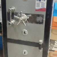 گاوصندوق  دو طبقه بزرگ ایران کاوه