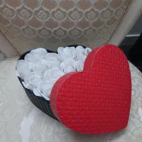جعبه گل مصنوعی طرح قلب