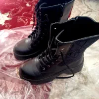 یک جفت بوت زنانه  شماره ۳۸