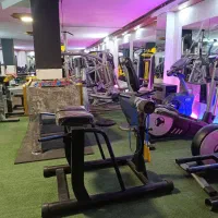 اجاره تایم صبح باشگاه بدنسازی|اجارهٔ مغازه و غرفه|اندیشه, اندیشه فاز ۱|دیوار