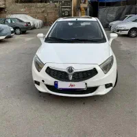 برلیانس H220 اتوماتیک، مدل ۱۳۹۵
