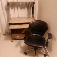 میز کامپیوتر +صندلی گردون نو سالم