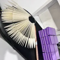 لوازم کاشت ناخن