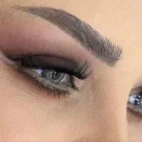 شرایط ویژه برای میکاپ و شینیون