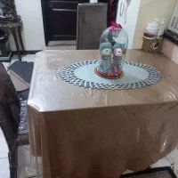 مبل ۷نفره چوبی سالم و تمیز+میز ناهار خوری|مبلمان خانگی و میز عسلی|پرند, فاز ۳|دیوار