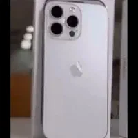 اپل iPhone 15 Pro Max با حافظهٔ ۵۱۲ گیگابایت