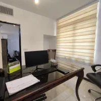 ۱۰ متر دفتر کار