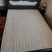 تخت دو نفره همراه با تشک