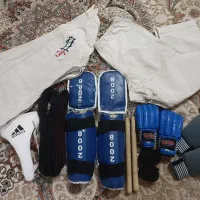 لباس کاراته با لوازم جانبی