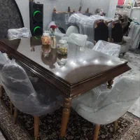 مبل ۵ نفره و ده نفره و میز ناهار خوری ۶ نفره