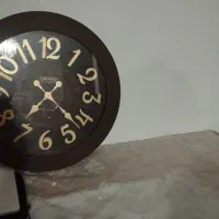 ساعت دیواری