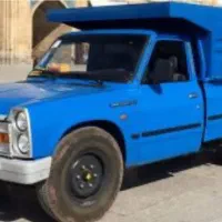 راننده نیسان (با ماشین)