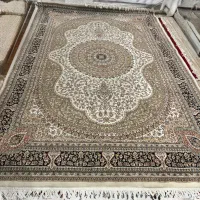 فرش ۹ متری کریلیک کاشان با هشت رنگ طبیعی زیبا
