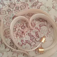 چند عدد گل لوستر