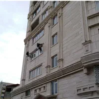 کار در ارتفاع بدون داربست پیچ و  روپلاک