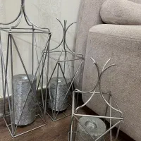 جا شمعی کنار سالنی