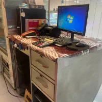 سیستم رایانه به همراه پرینتر چاپگر