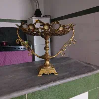 ساعت و میوه خوری