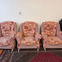 مبل راحتی ۷ نفره - کاملا سالم و محکم