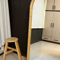 آینه قدی پایه دار قابل تنظیم با چهار پایه