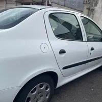 206 SD V8