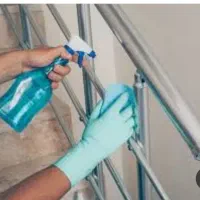 نیروی خدماتی جهت نظافت راه پله