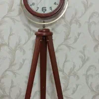 ساعت ایستاده