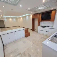 باهنر / ۱۰۰ متر / دوخواب / درحد نوساز