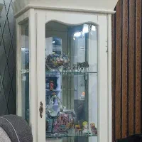 بوفه چوبی و میز چوبی