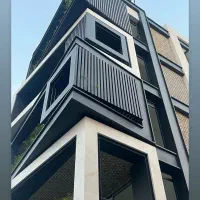 اپارتمان ۱۰۰ متری بی نظیر فوق نقشه باهنر شمالی