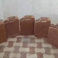 گالن سوخت ، دکوری آمریکایی