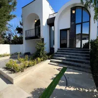 220متری-سند-شش-دانگ-سه-خواب-شهرک-برند