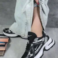 کفش نایک اتم