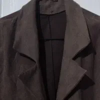 کت سوئیت قهوه ای و خودی قهوه ای