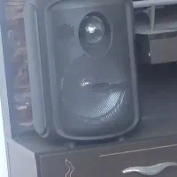 اسپیکر همراه میکروفون در حد نو