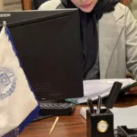 وکیل دادگستری خانم