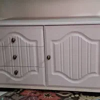 کمد یا پاتختی بزرگ|جاکفشی، کمد، دراور|اندیشه, اندیشه فاز ۴|دیوار