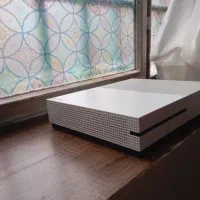 Xbox one s|کنسول، بازی ویدئویی و آنلاین|کرمان, |دیوار