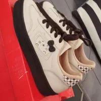 کفش اسپورت شیک نو