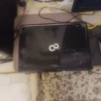 لپ تاپ در حد نو میباشد