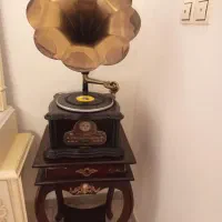 گرامافون|کلکسیون اشیاء عتیقه|میناب, |دیوار