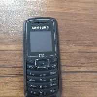 موبایل سامسونگ قدیمی ساده