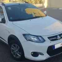 کوییک R مدل ۴۰۲ بی رنگ و تمیز