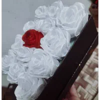 گل‌ با روبان
