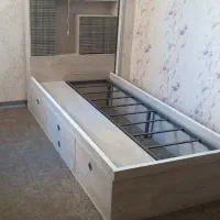 تخت و میز تحریر نو