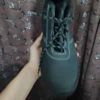 کفش ایمنی|کیف، کفش، کمربند|شیراز, پانصد دستگاه ارتش|دیوار