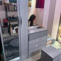 میز ارایشی(کمدواینه)