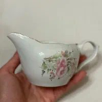 ظرف چاشنی|کلکسیون اشیاء عتیقه|تهران, نیروی هوایی (پیروزی)|دیوار