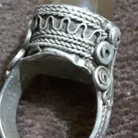 انگشتر نقره خرید و فروش دارم